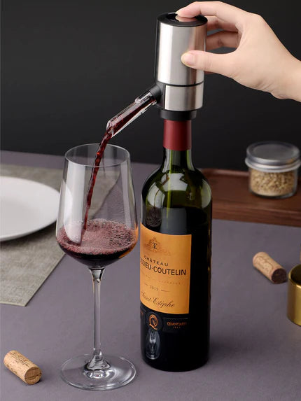 Velaro™ Electric Wine Aerator.